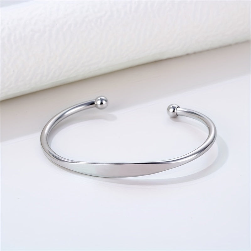 Lyra Open Bangle