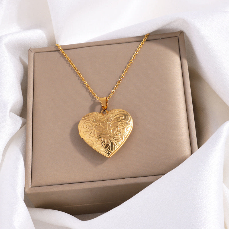 Vintage Heart Locket Necklace