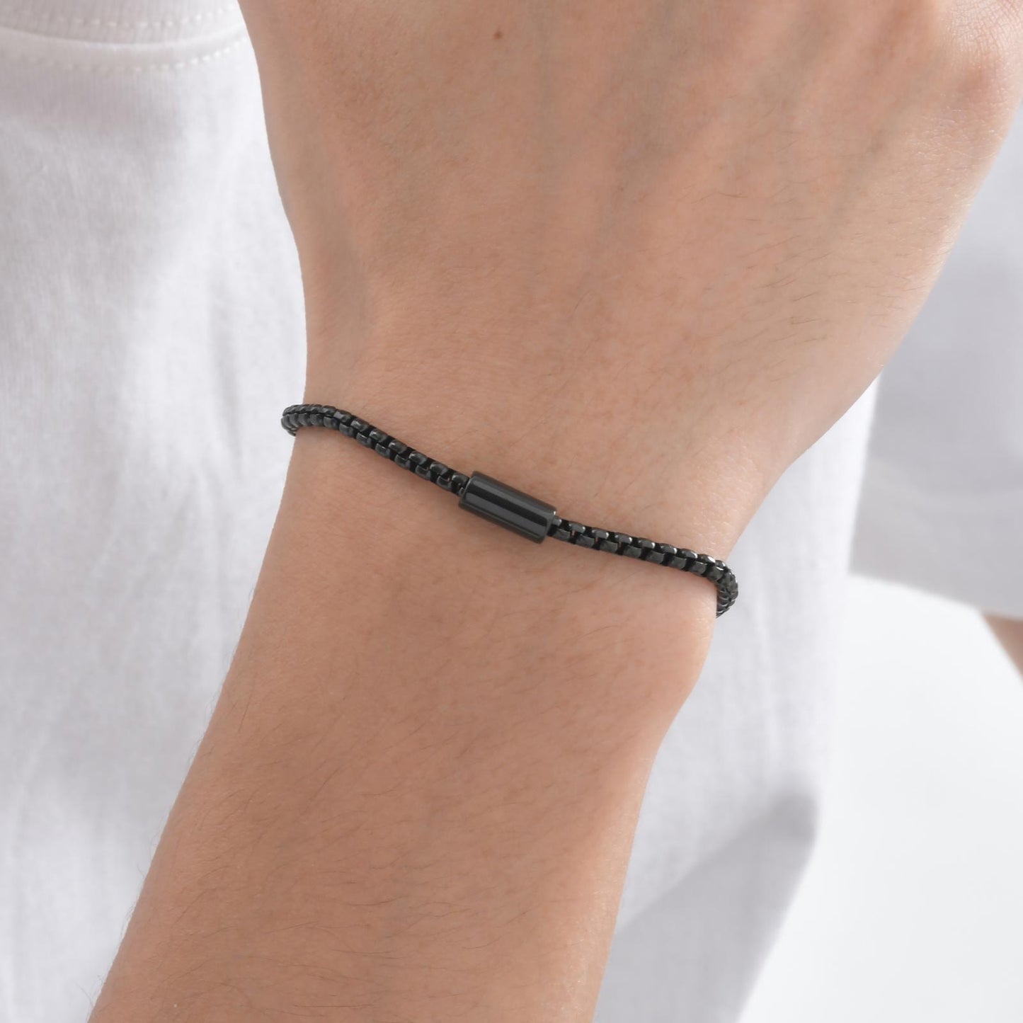 Axis Capsule Chain Bracelet
