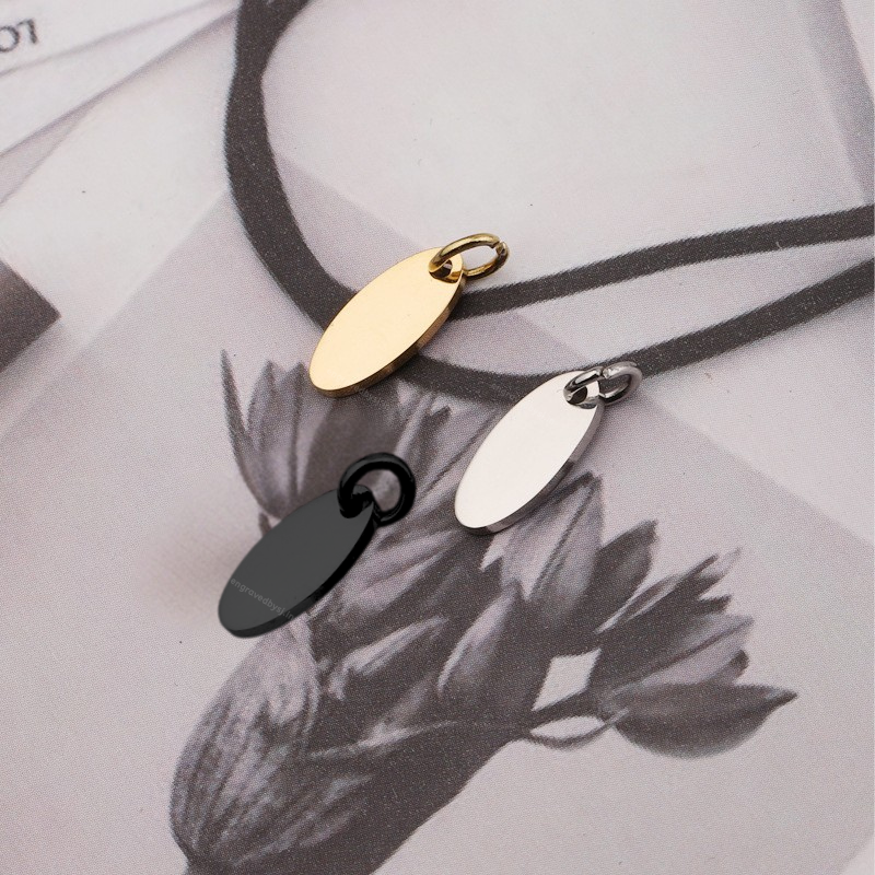 Small Oval Necklace